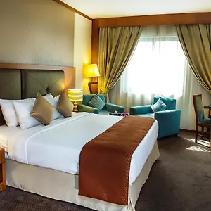 4* Otel Landmark Summit